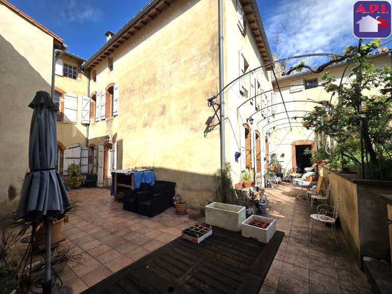 Maison 15 pièces 477 m² — photo 1