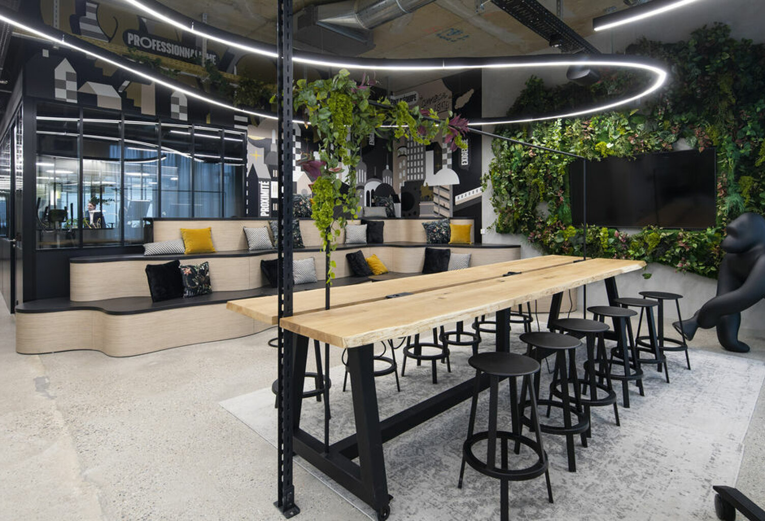 BUREAUX à LOUER — photo 1