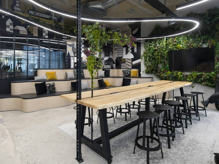 BUREAUX à LOUER — photo 1