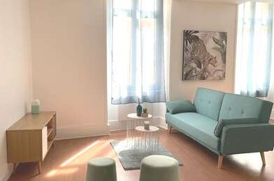 Appartement 3 pièces 845 €