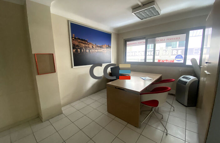 Bureaux - Appartement 3P - Cannes Carnot 77 m2 — photo 5