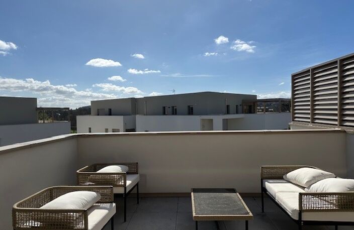 Dernier étage terrasse — photo 5