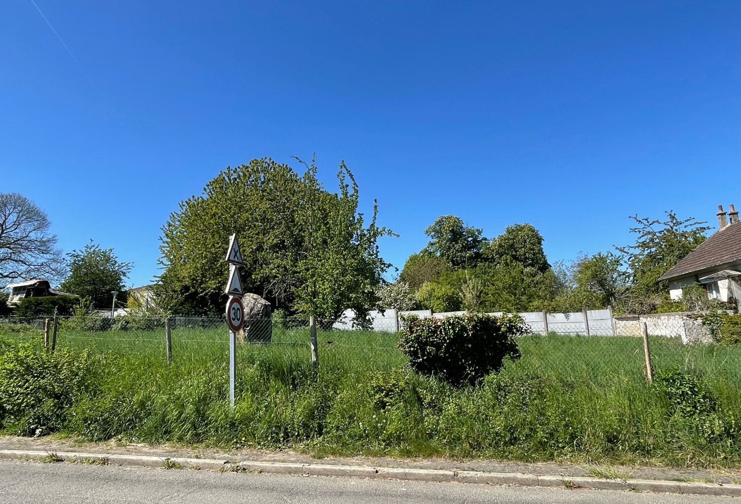 Terrain à bâtir — photo 1