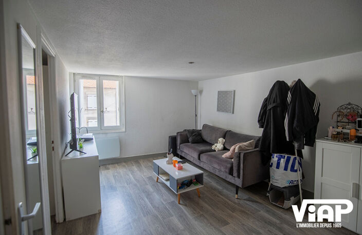 Centre ville, immeuble avec 13 appartements — photo 5