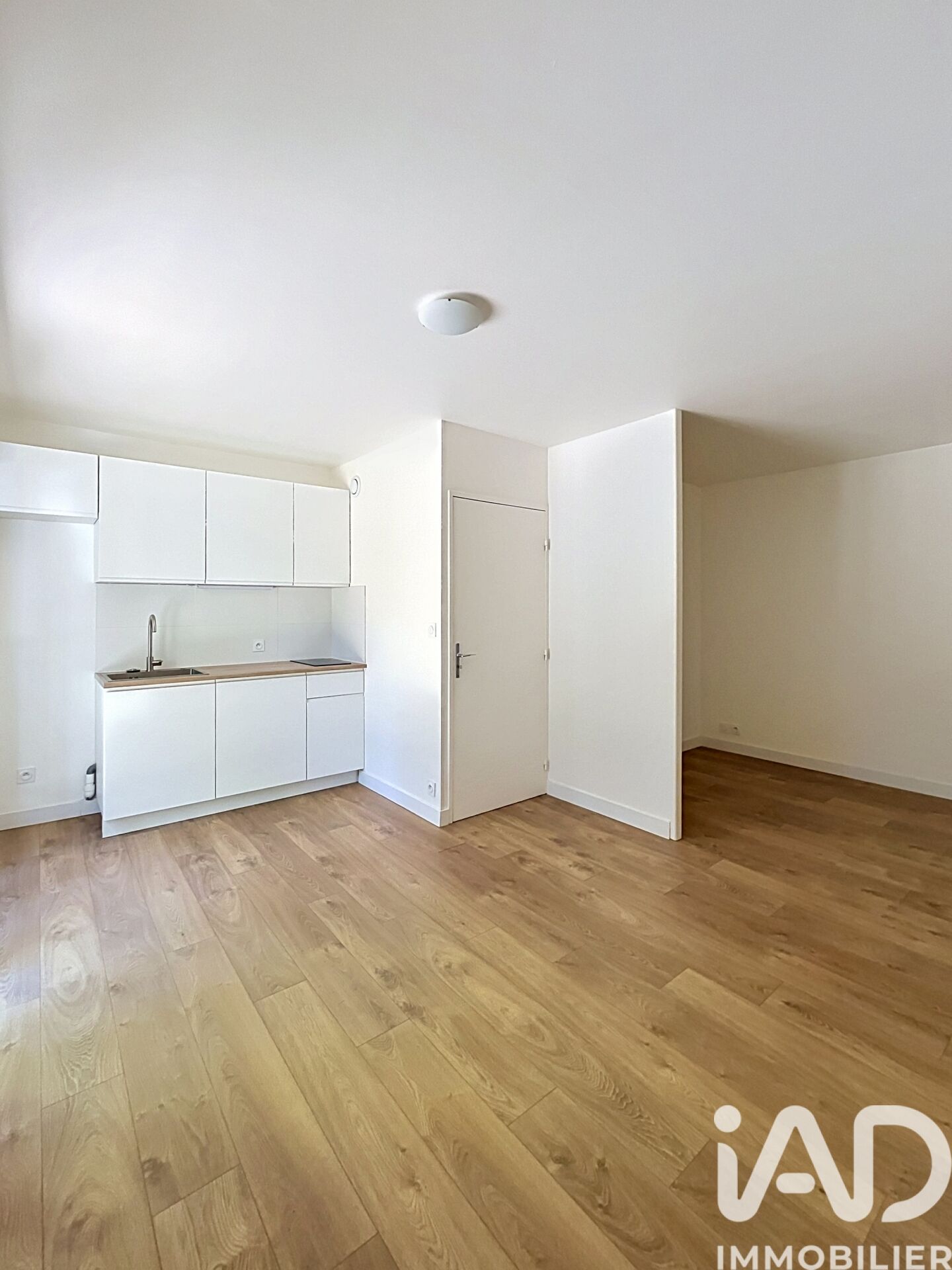 Vente Appartement 1 pièce - Photo 2