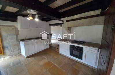 MAISON ANCIENNE AVEC TOUR DE 130 M² — photo du bien