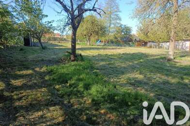 Terrain  77900 €