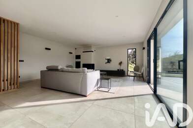 Maison 5 pièces 699000 €