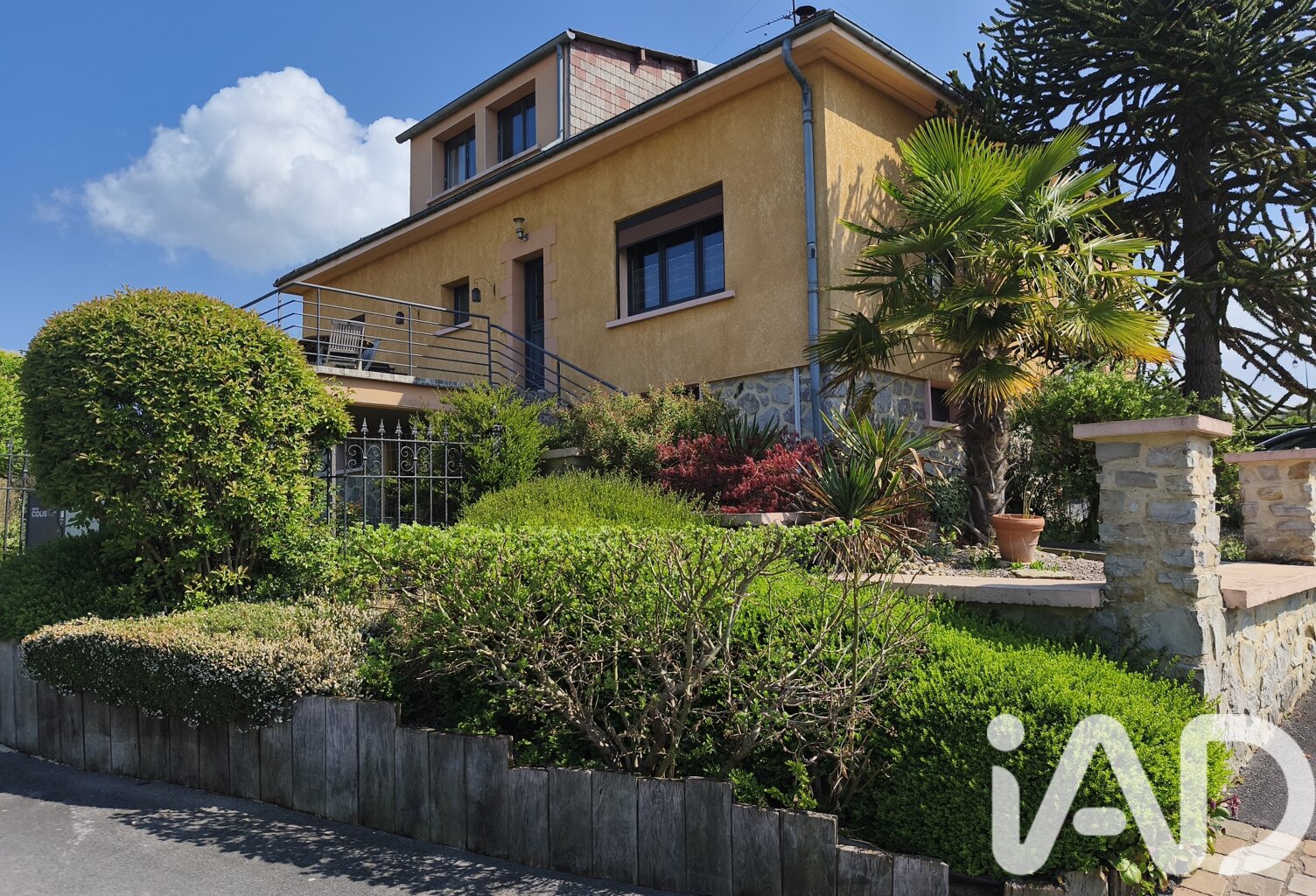 Vente Maison/villa 8 pièces — photo 1