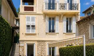 Maison 10 Pièces 167 m² à vendre à Beausoleil (06240)