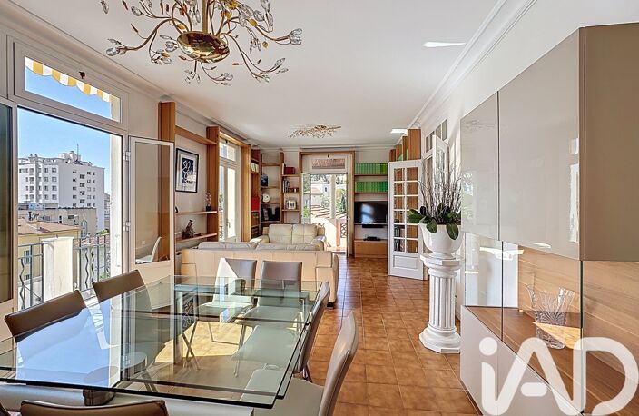 Vente Maison/villa 10 pièces — photo 2