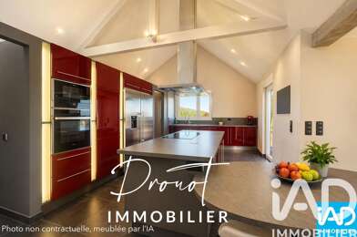 Maison 8 pièces 599000 €
