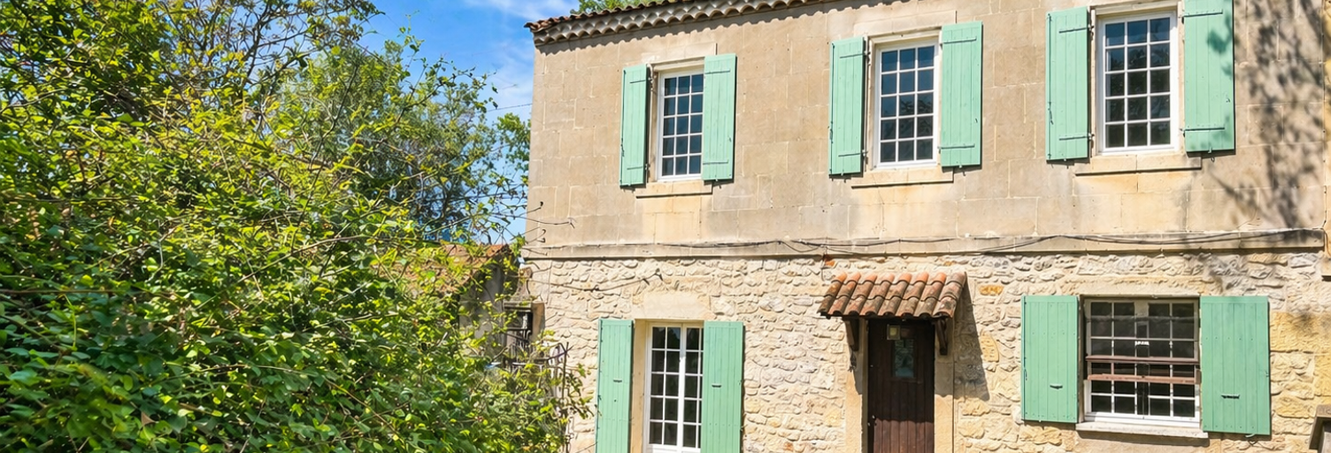 Maison 5 Pièces 90 m² à vendre à Arles (13200)