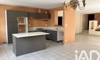 Maison 4 Pièces 120 m² à vendre à Saint-Pierre-d'Aurillac (33490)