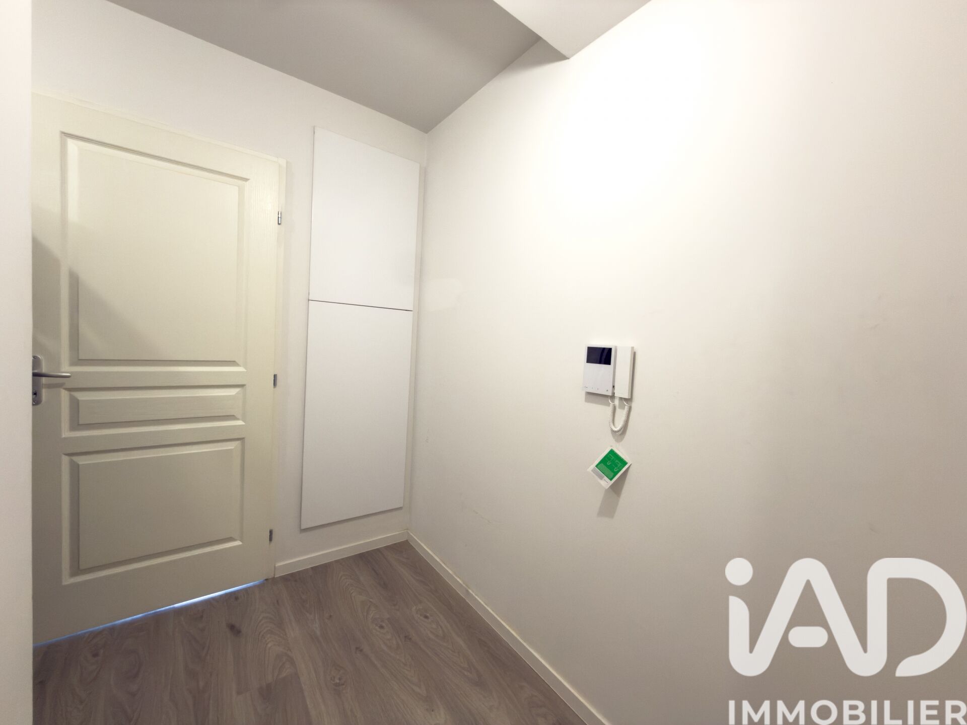 Vente Appartement 2 pièces - Photo 2