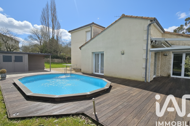 Maison 10 pièces 449000 €
