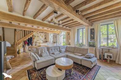 Maison 7 pièces 680550 €