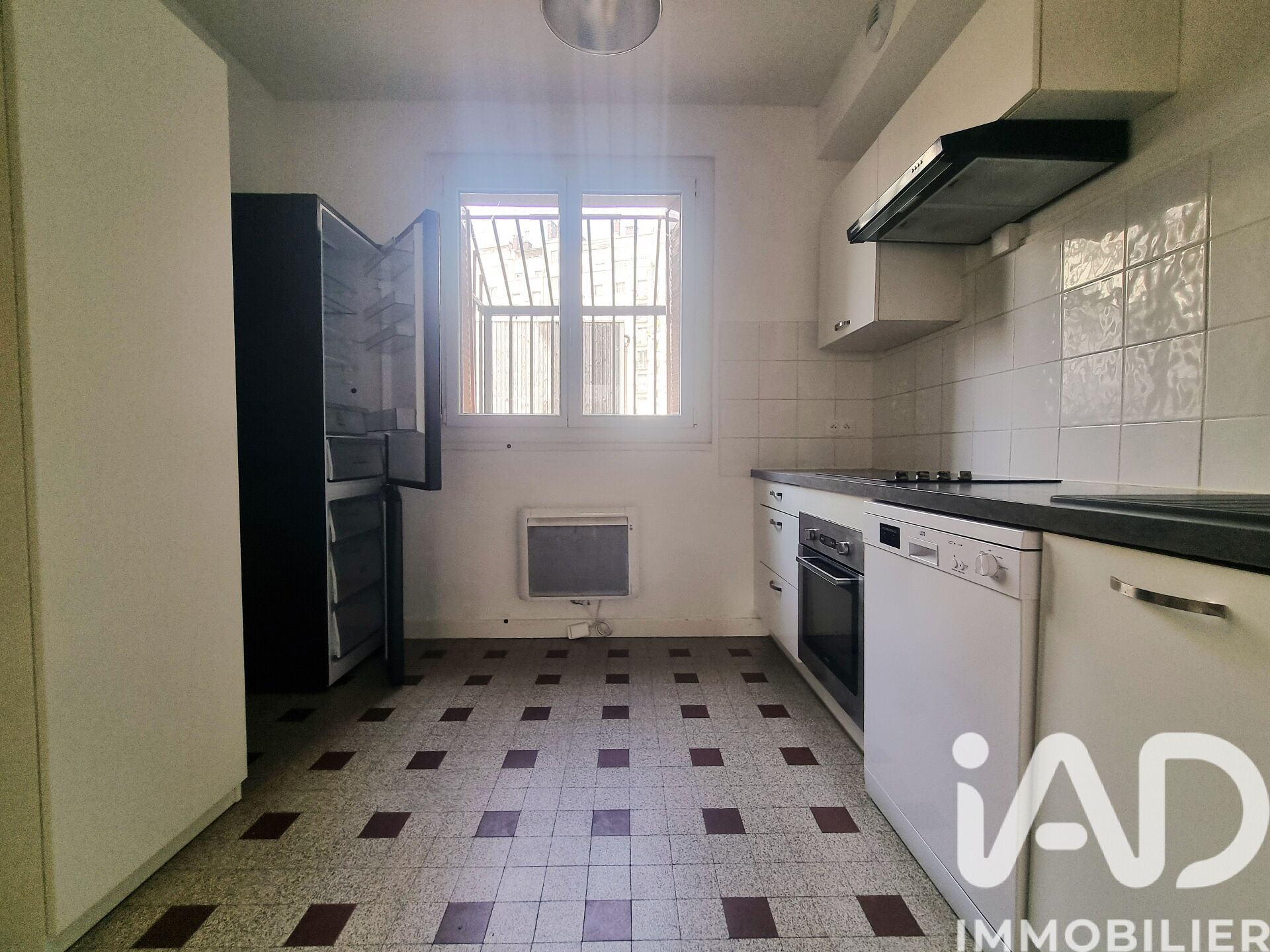 Location Appartement 3 pièces - Photo 4