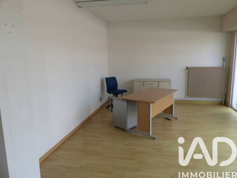 Vente Boutique/Local commercial 64 m&sup2; — photo 1