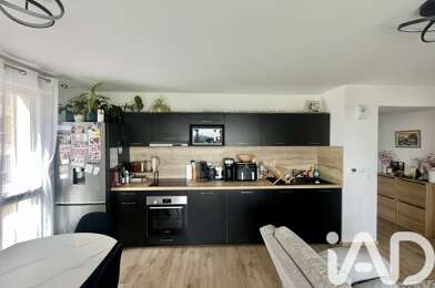 Appartement 3 pièces 296800 €