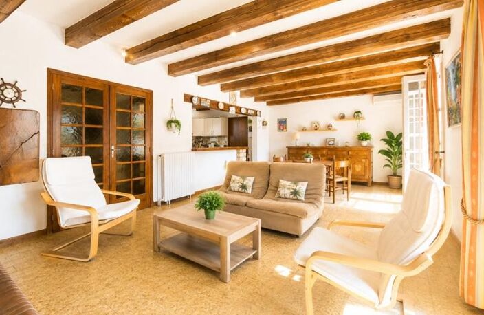 Vente maison 4 pièces 127 m² Saint-Pierre-d'Oléron (17310) — photo 2