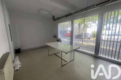 Commerce  349200 €