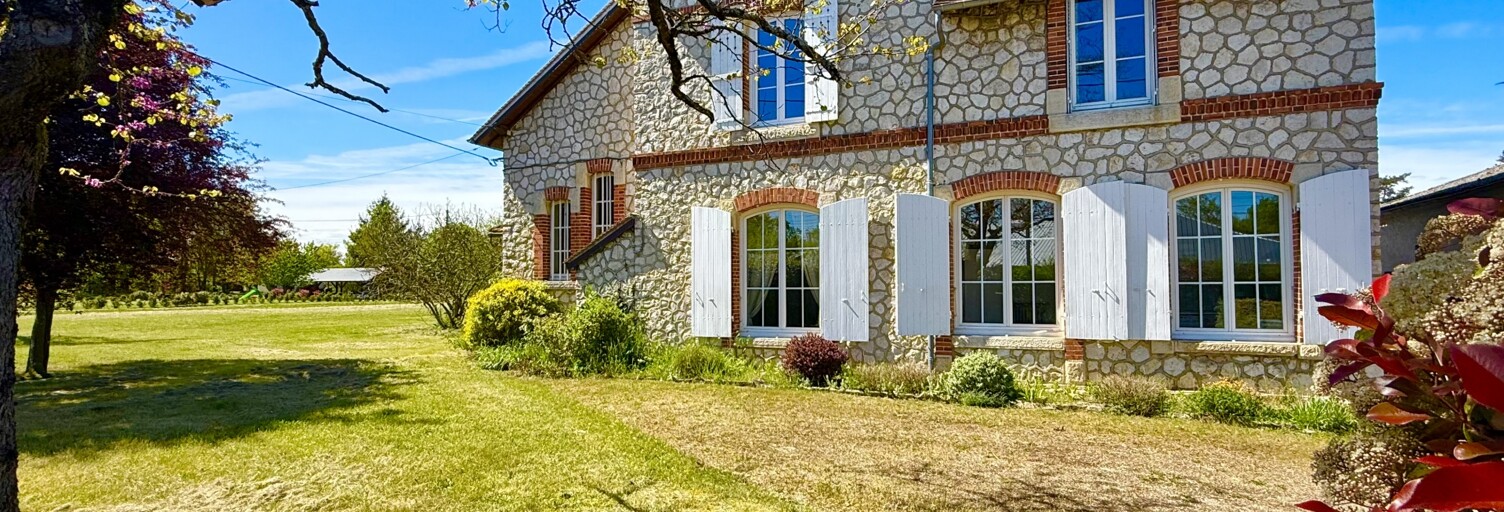 Maison 8 Pièces 176 m² à vendre à Cosne-Cours-sur-Loire (58200)