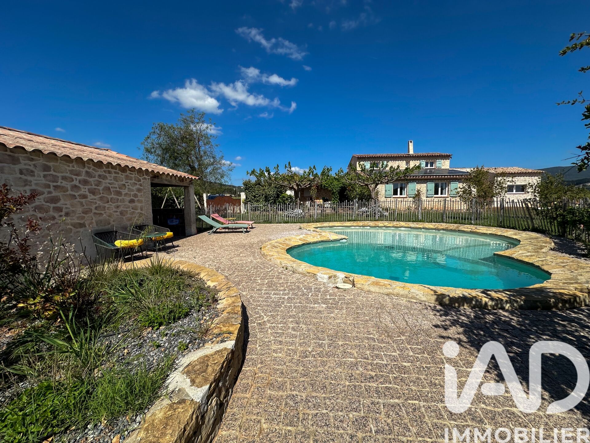 Maison à vendre, 4 pièces, 133 m², Cuers