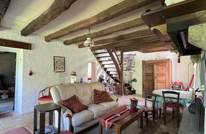 Vente Maison/villa 8 pièces — photo 2