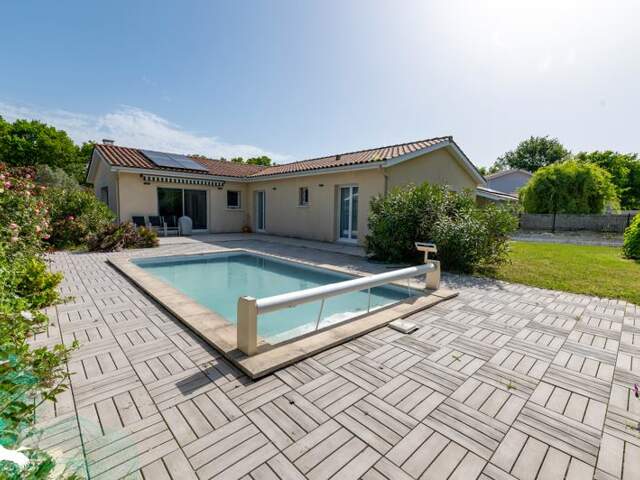 Contemporaine de 7 pièces principales — photo du bien