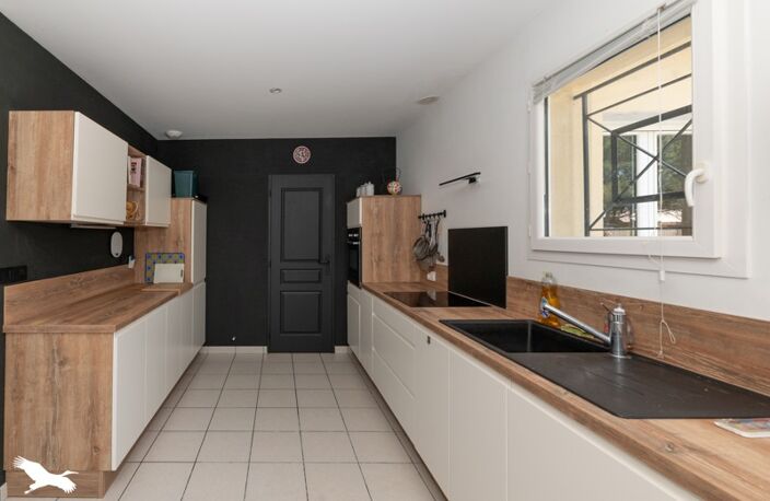 Contemporaine de 7 pièces principales — photo 3