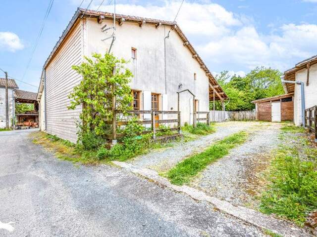 Maison de bourg de 4 pièces principales — photo du bien
