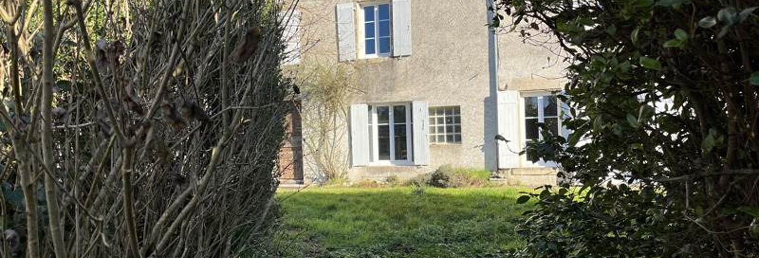 Maison 9 Pièces 333 m² à vendre à Melle (79500)
