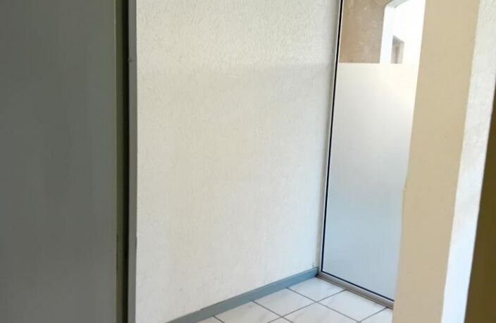 Vente Boutique/Local commercial 30 m&sup2; — photo 2