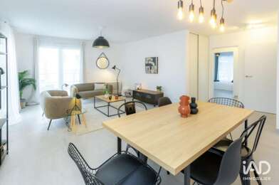 Appartement 3 pièces 242458 €