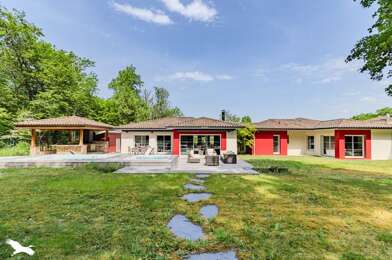 Maison 6 pièces 698000 €