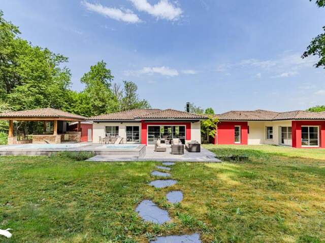 Contemporaine de 6 pièces principales — photo du bien