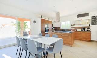 Maison 6 Pièces 218 m² à vendre à Lamonzie-Saint-Martin (24680)