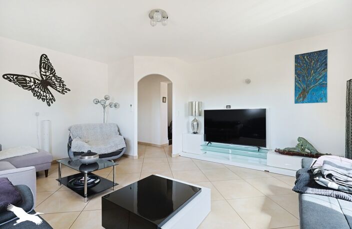 Contemporaine de 6 pièces principales — photo 3