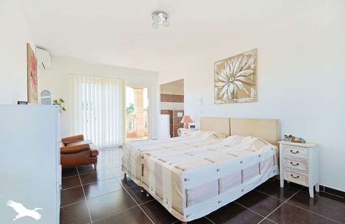Contemporaine de 6 pièces principales — photo 4