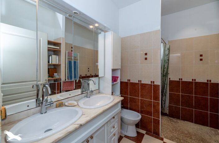 Contemporaine de 6 pièces principales — photo 4