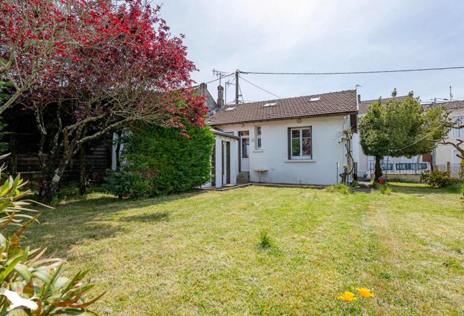 Maison en pierre de 4 pièces principales — photo 1