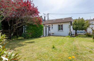 Maison en pierre de 4 pièces principales — photo du bien