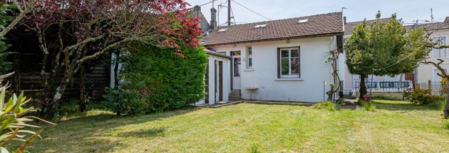 Maison 4 Pièces 78 m² à vendre à Saintes (17100)
