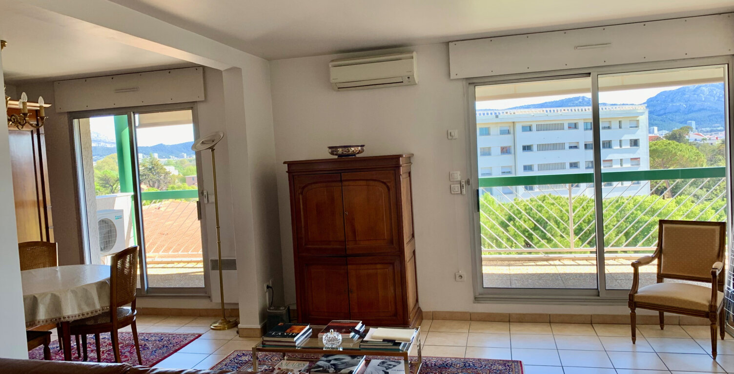 GRAND T/2  AVEC TERRASSE VUE MER 13008 — photo 1