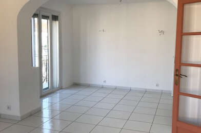 Appartement 3 pièces 720 €