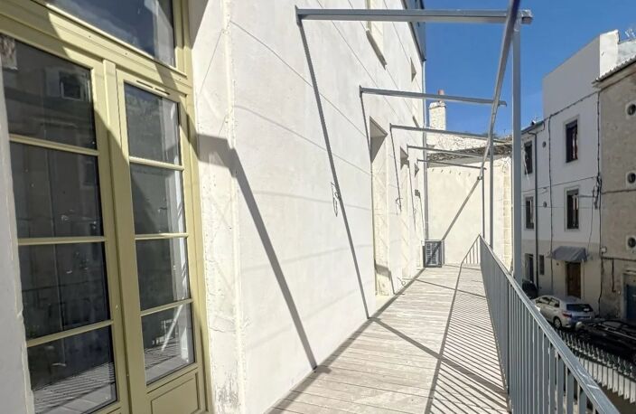 Nîmes centre, quartier Carnot, appartement 3chs, terrasse, 1er, ascenseur, 103m², parking en sus — photo 2