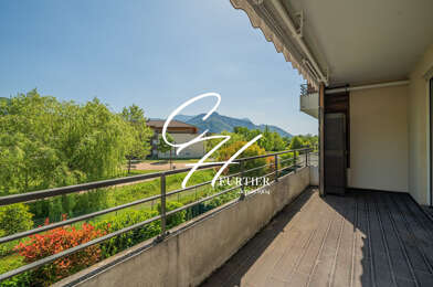 Appartement 4 pièces 230000 €