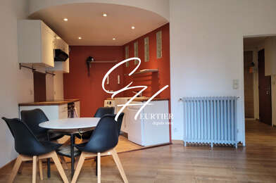 Appartement 4 pièces 1410 €