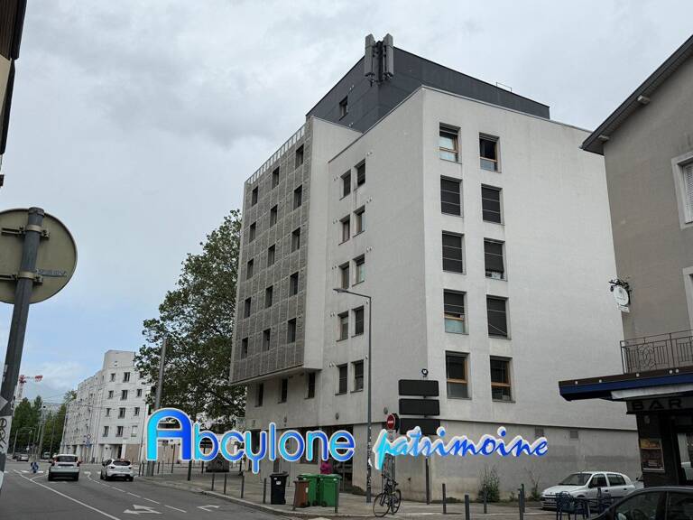 Studio de 23,46 m² au 1er étage, actuellement loué — photo 1